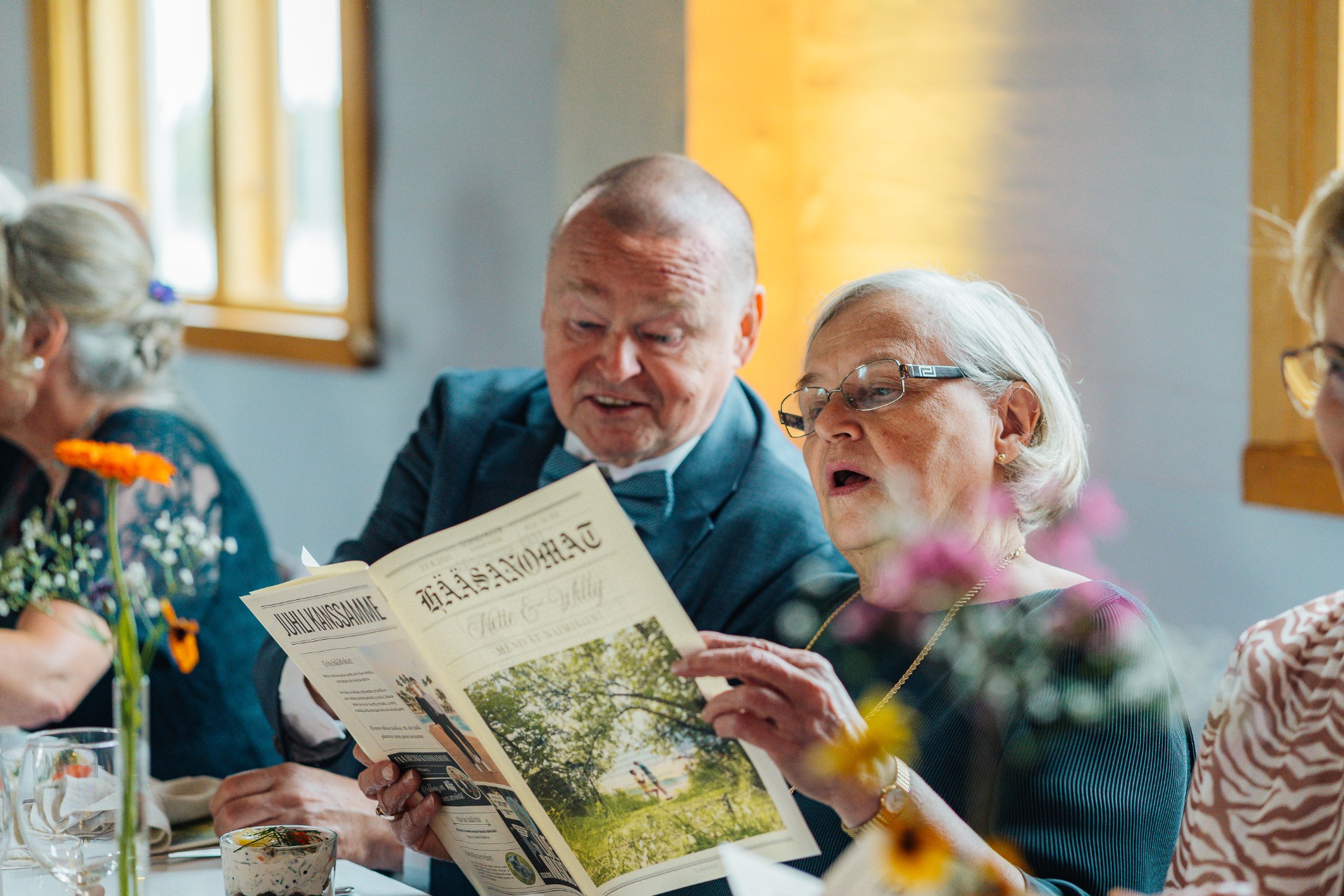 Hääsanomat yhdistää vieraat ja juhlan tarinan 💛